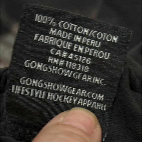 Gongshow Womens Black V-Neck Hockey Mask Graphic T-Shirt L 100% Cotton - Picture 6 of 10